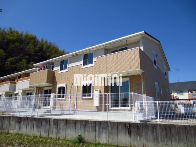 建物外観　１棟４戸２階建てです