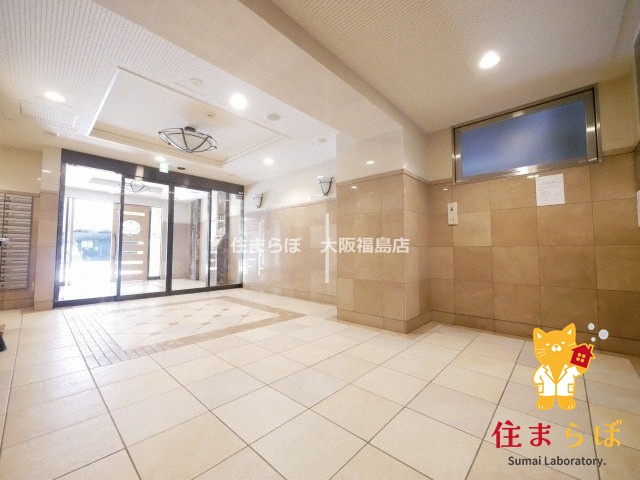 エントランス　共用部の印象も大切に
