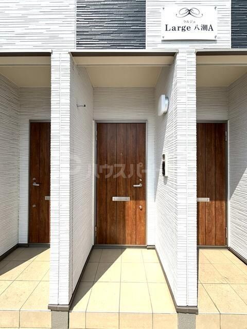 ラルジュ八潮 A棟の外観写真