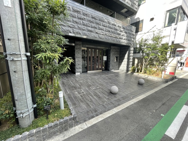地下鉄谷町線 谷町九丁目駅 徒歩4分 15階建 築9年の外観写真