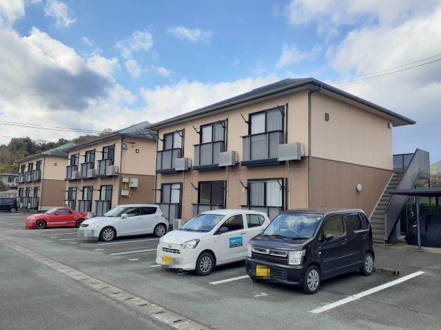 USジャンクション D棟の外観写真