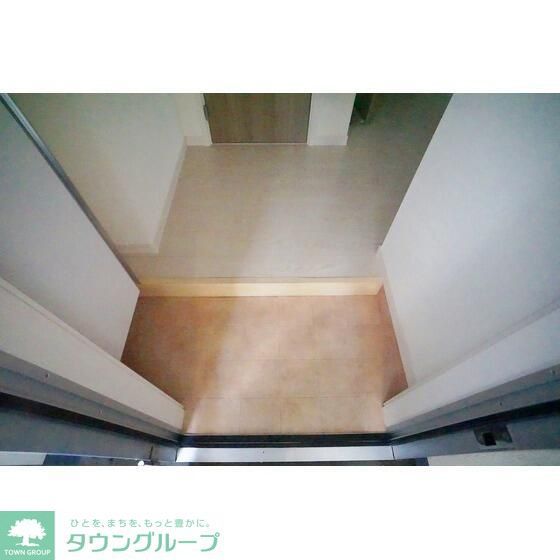 玄関　★お部屋探しは株式会社タウンハウジング東京まで★