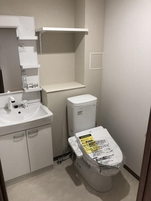 エストゥルースプラス両国のトイレ写真