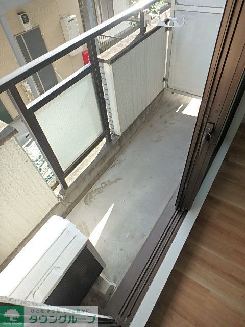 バルコニー　バルコニーがあります