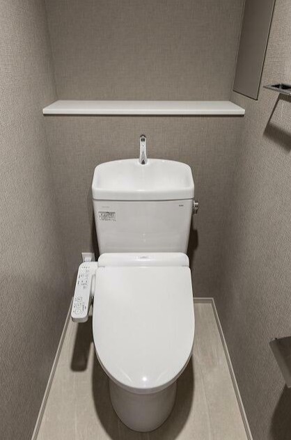都営大江戸線 森下駅 徒歩5分 11階建 築5年のトイレ写真