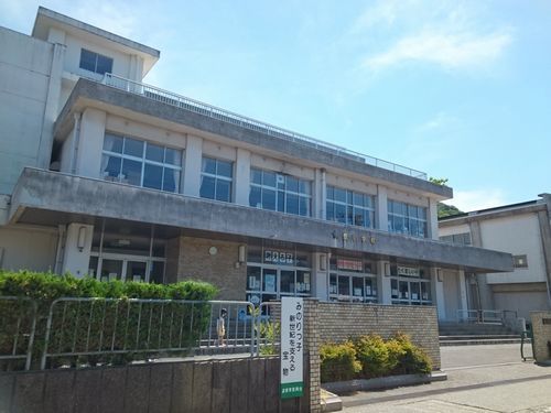 小学校　豊小学校（小学校）まで150m