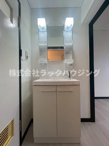 京阪本線 香里園駅 徒歩17分 4階建 築52年の内装写真