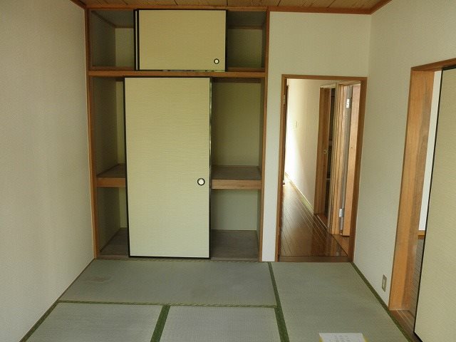 ハイツ天神の内装写真