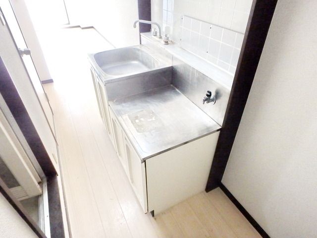 キッチン　★二口コンロ設置可能★