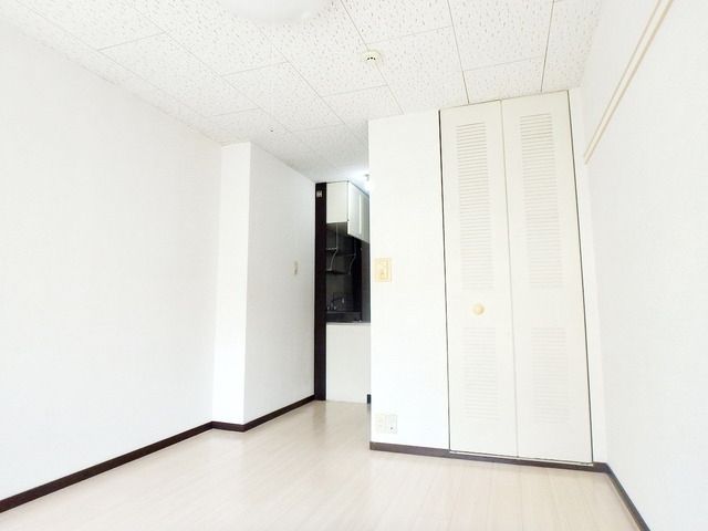 その他部屋・スペース　★6帖洋室★