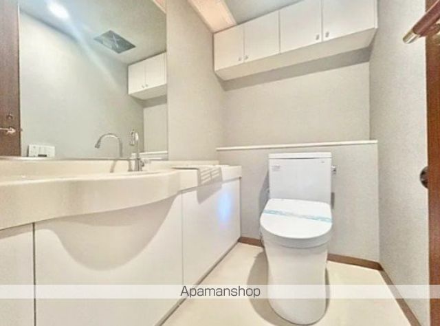 シーフォートタワーのトイレ写真