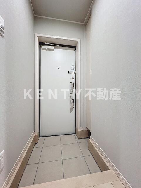玄関　収納もある玄関です