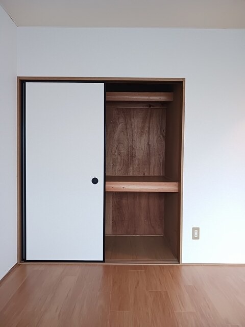 収納　図面と現状に相違がある場合には現状を優先