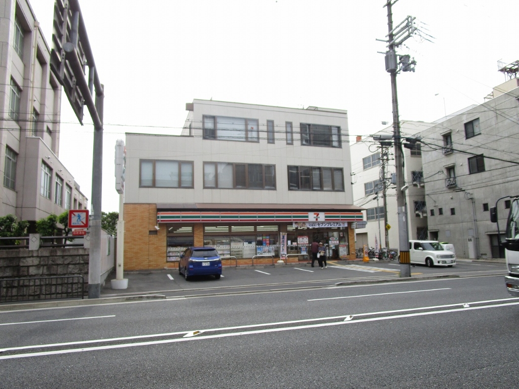 コンビニ　セブンイレブン 京都阪急大宮駅南店（コンビニ）まで171m