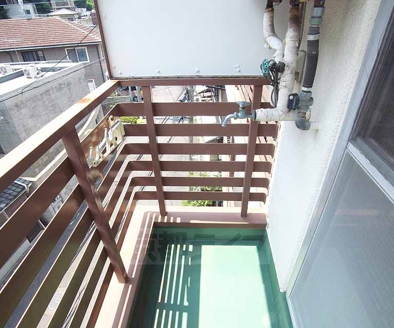 その他設備　バルコニーに洗濯機が設置可能です。