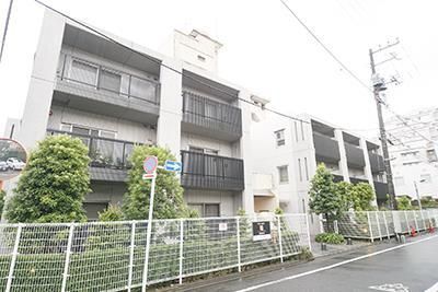 建物外観　外観は落ち着いています