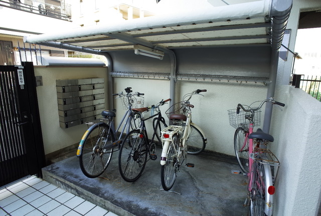 ベヌスタ西宮の外観写真