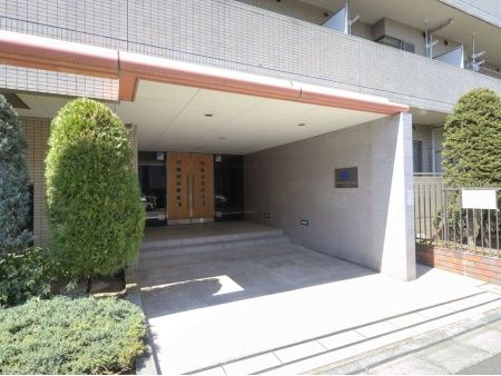 エントランス　毎日通るエントランス！