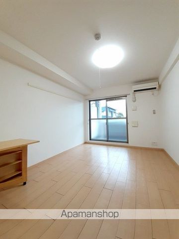 ＪＲ身延線 富士根駅 徒歩10分 4階建 築17年の居間写真