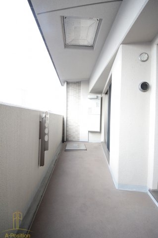 バルコニー　アシュランス新町