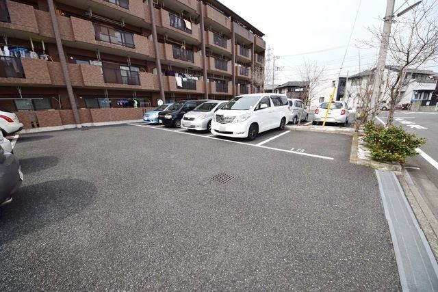 駐車場　★お問い合わせはタウンハウジングまで★