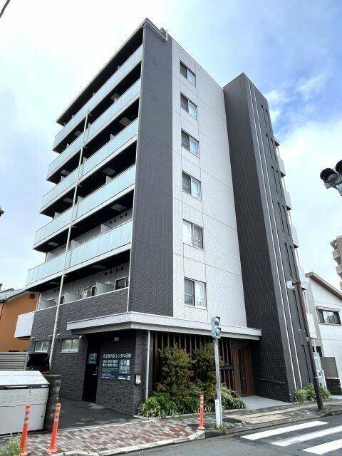 建物外観　オートロック完備