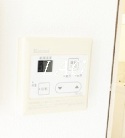 その他設備　給湯器パネルです。