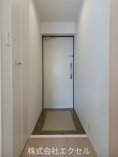 玄関　シューズボックス完備です。