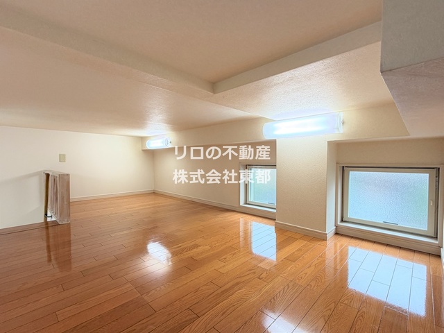 その他部屋・スペース　ロフトスペースもひろびろ快適♪