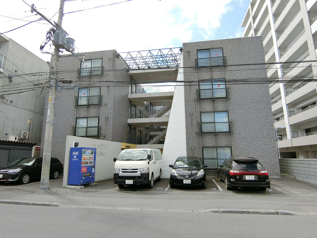 建物外観　敷金・礼金不要で契約可能です☆