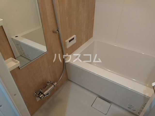 ロイジェント日吉の風呂写真
