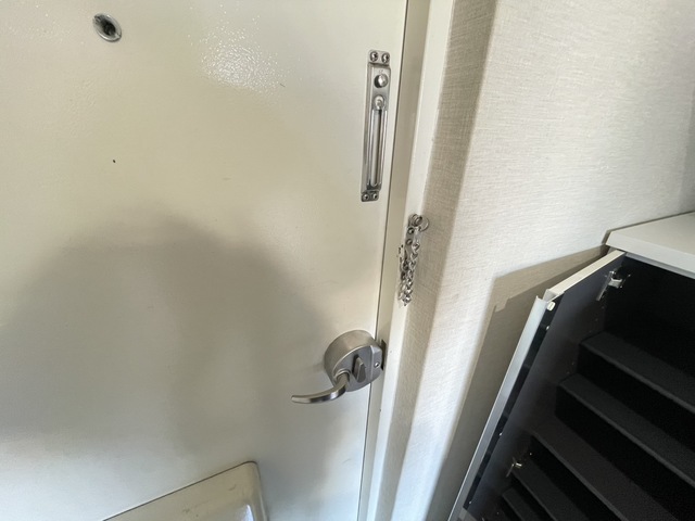 セキュリティ　別部屋参考写真床色違う可能性あり