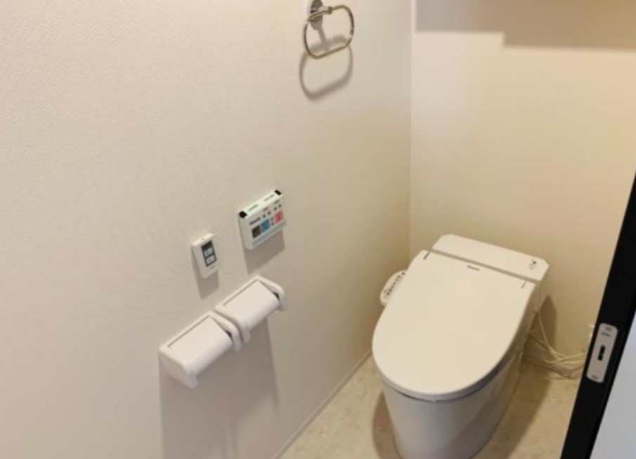 ＪＲ横浜線 町田駅 徒歩9分 2階建 築6年のトイレ写真