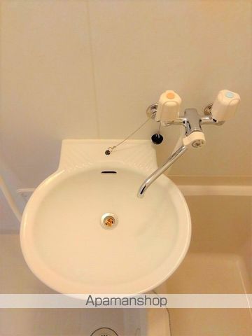 レオパレスハポネスIIIの外観写真