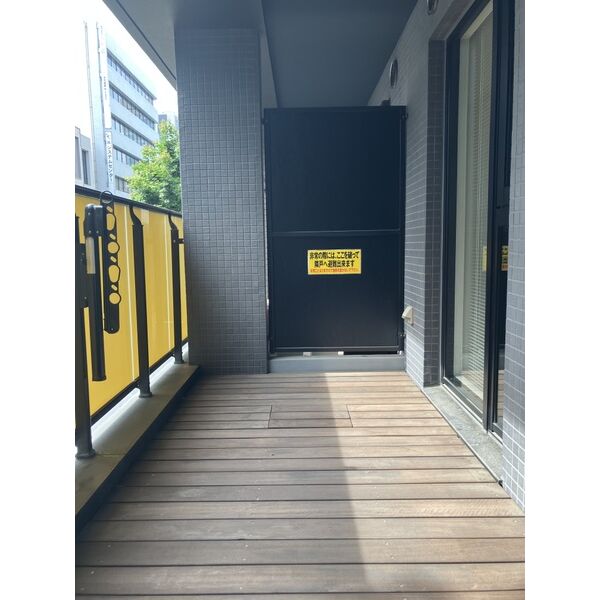 バルコニー