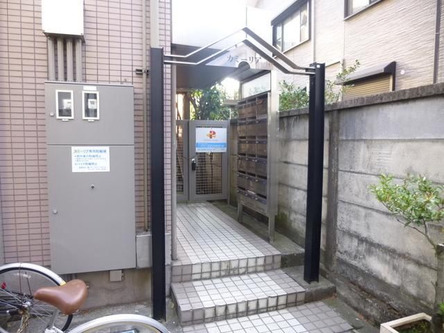 エントランス　エントランス