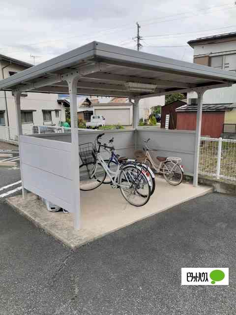 サラミタージュの外観写真