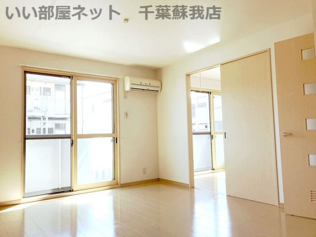 居室・リビング　使いやすい居間です