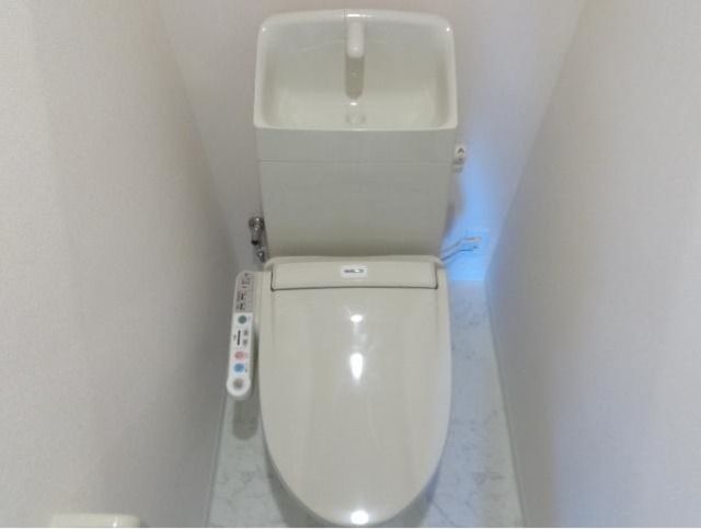 トイレ　★同施工会社参考写真★