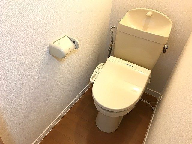 東武日光線 幸手駅 徒歩18分 2階建 築29年のトイレ写真