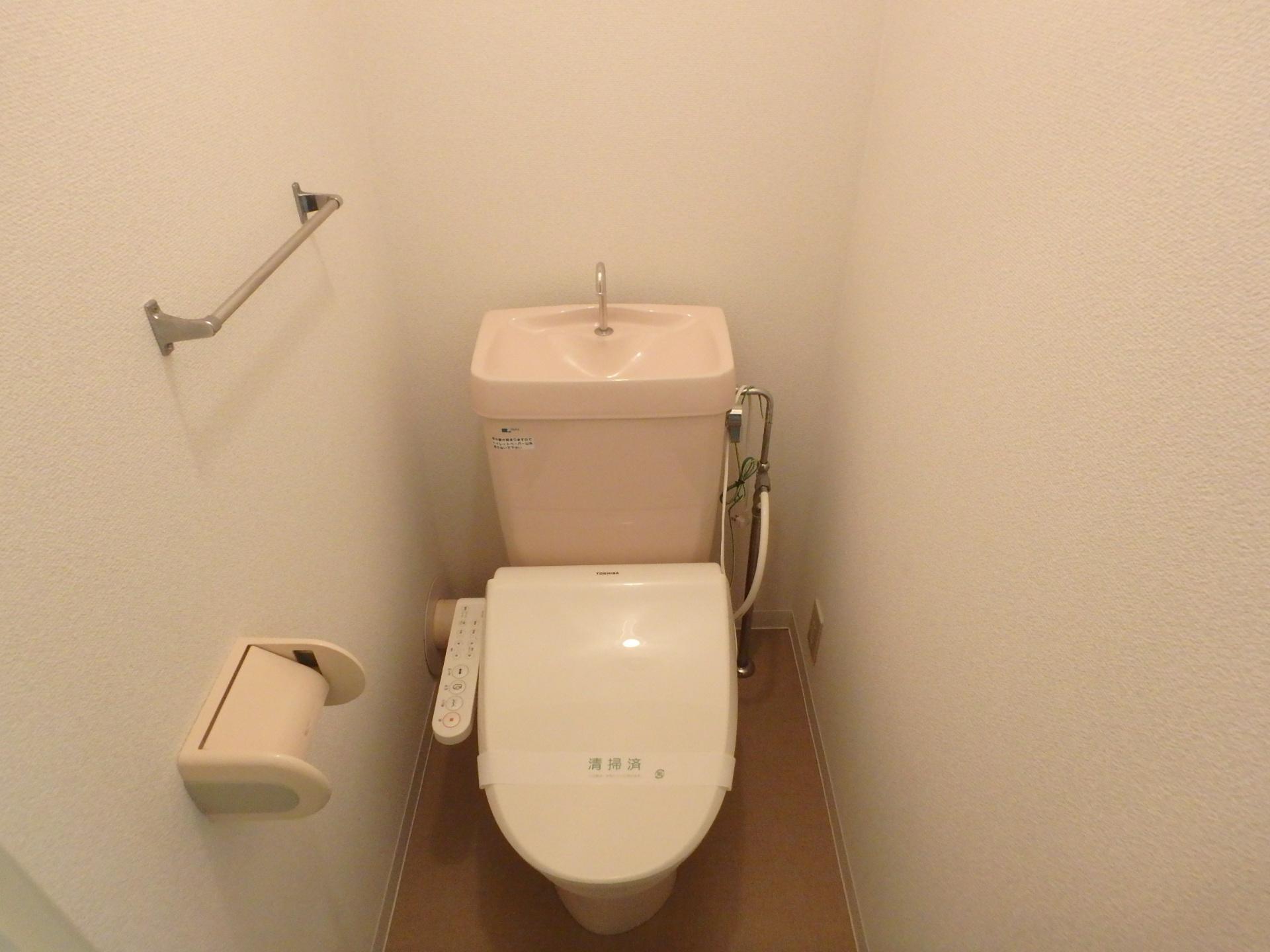 トイレ　ウォシュレット付のトイレ