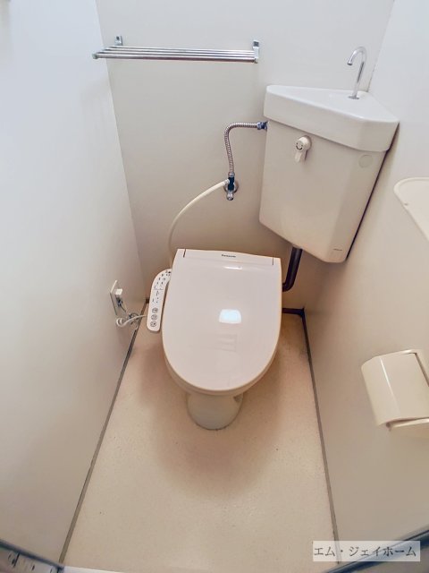 J&K’S FAVORITEのトイレ写真