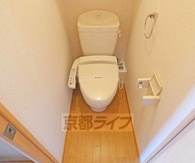 レオパレス深草のトイレ写真