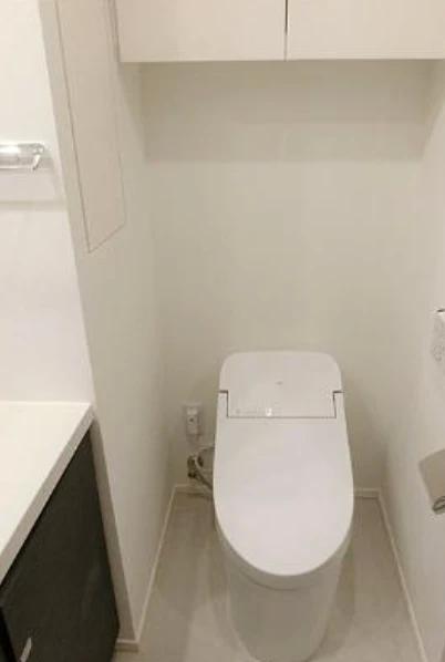 トイレ　※同マンション別室参考写真