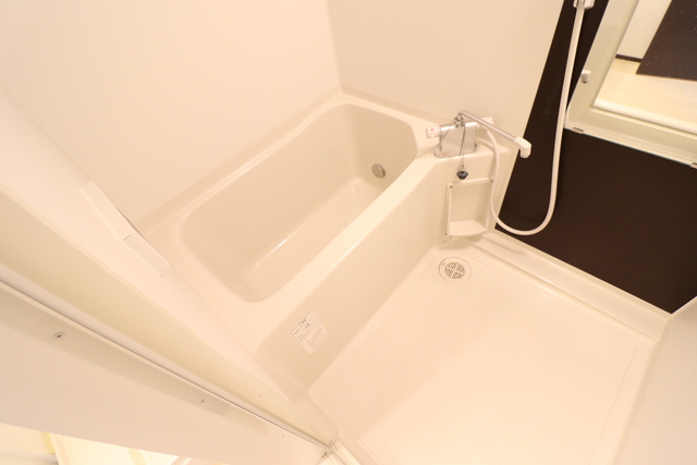 バス・シャワールーム　追い焚き機能付