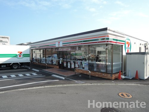 コンビニ　セブンイレブン 横浜栄笠間3丁目店（コンビニ）まで317m
