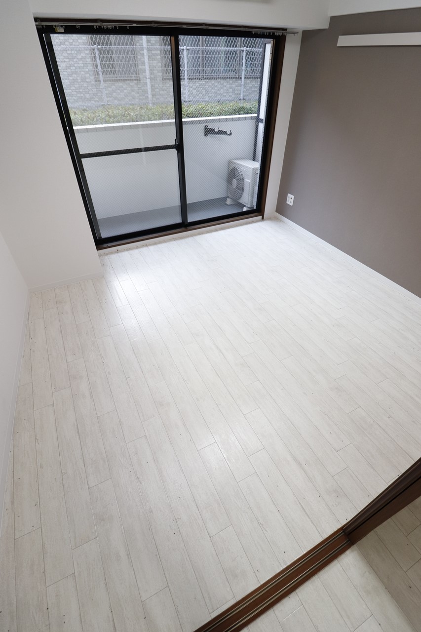 居室・リビング　※同物件、別部屋になります。