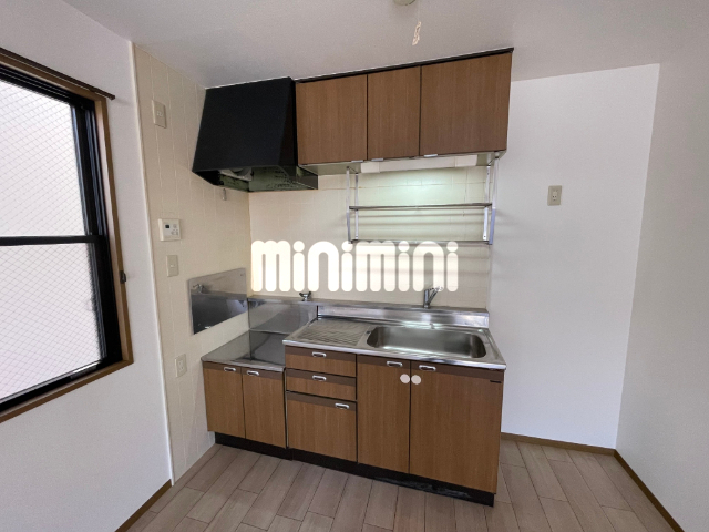 キッチン　２口ガスコンロの設置できる段落ちキッチン