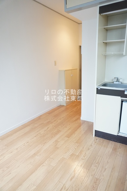 その他部屋・スペース　室内はフローリングで雰囲気のいい内装です！