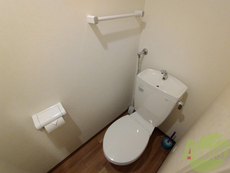 トイレ　こちらはトイレです。清潔感があり、安心して使用できます。